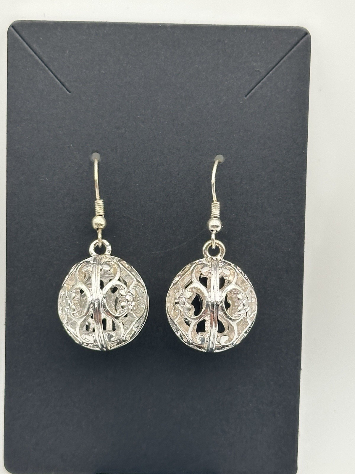 Silver Tone Round Filigree Dangle Drop Hook Earrings No Stone