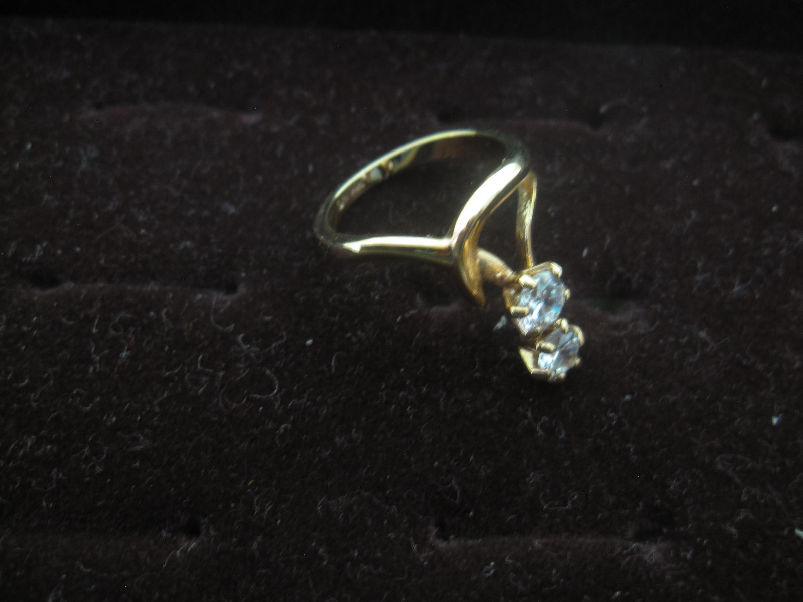 Contempo Fashions Women 18K GE fashion ring sz 7 jewelry Wedding style Valentine