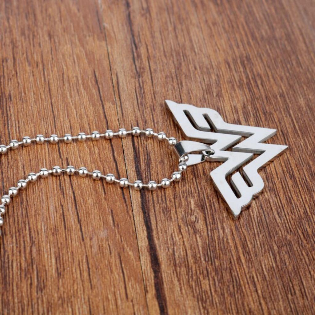 WONDER WOMAN NECKLACE Superhero Stainless Steel Metal Pendant 70cm Ball Chain