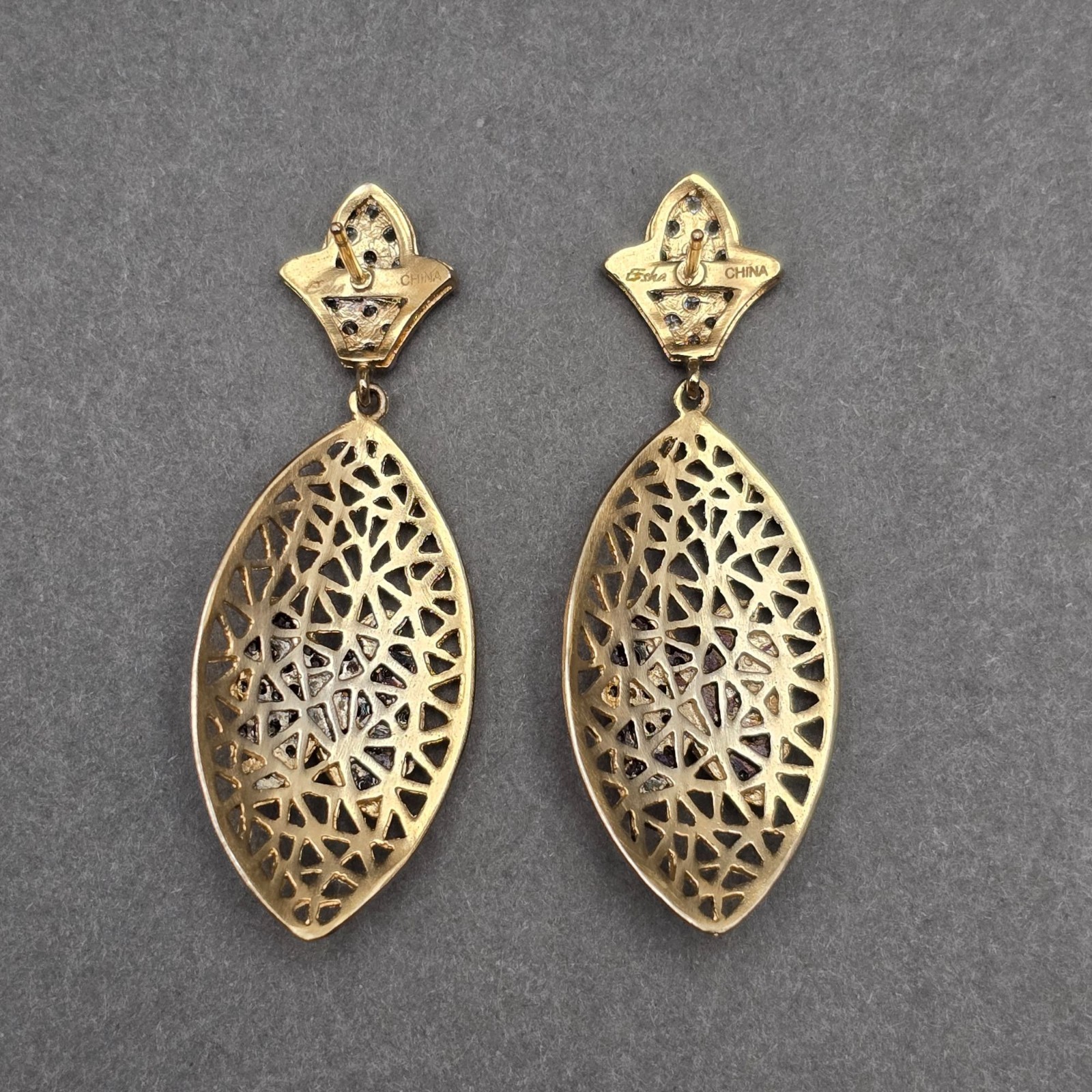 Esha Gold Plated Rhinestone Filigree Dangle Earrings 2.25″ Designer Modern Post