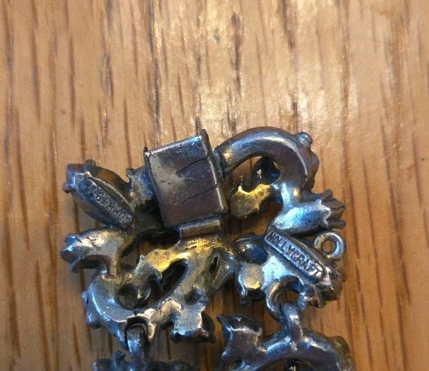 Broken Damaged Parts Only Hollycraft Bracelet 195?