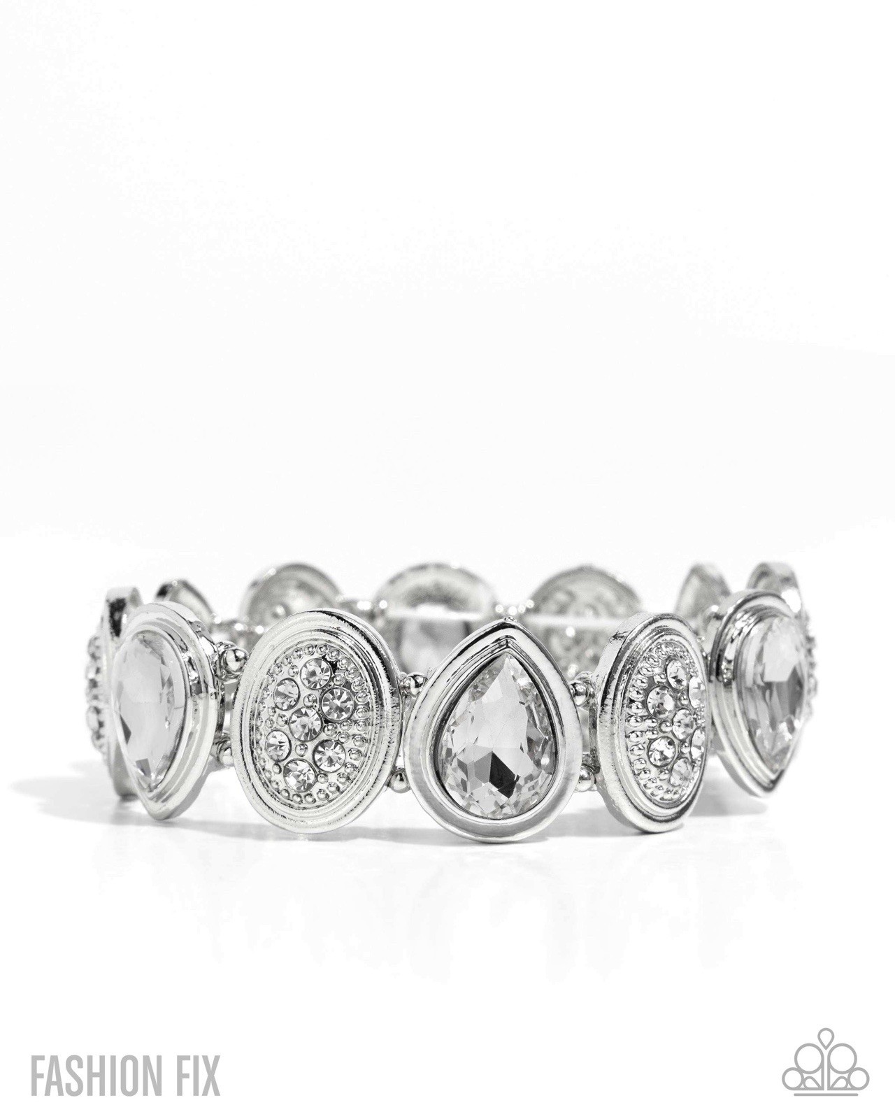Paparazzi jewelry Fiercely Fifth Avenue July Fashion Fix Set – White Gems