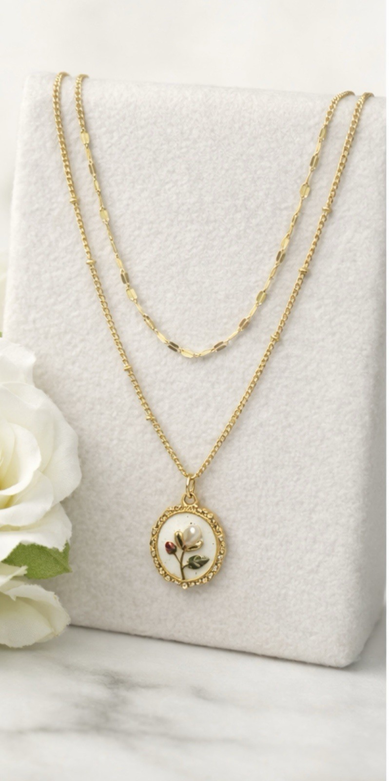 Women’s 14k gold Layered Necklace With Pendant