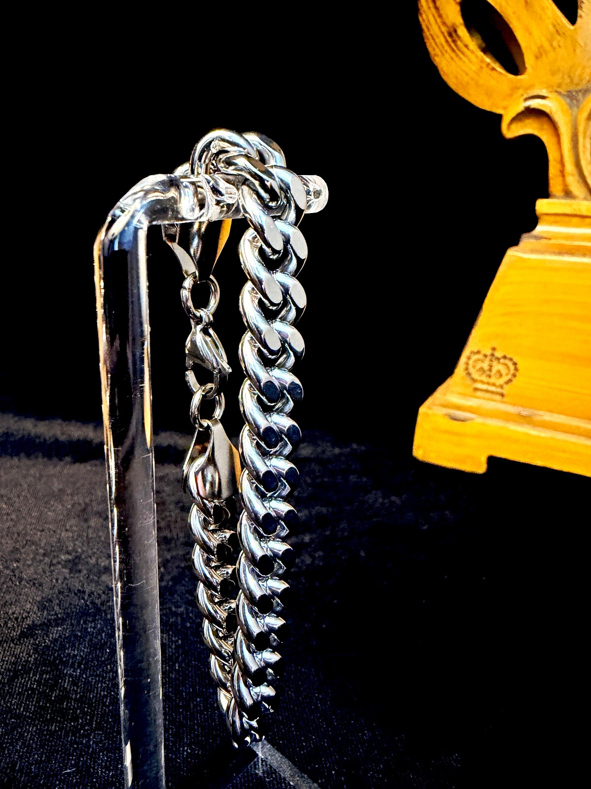 White Gold Plated Stainless Steel Curb Link Cuban Bracelet 7.5in 9MM Brand new