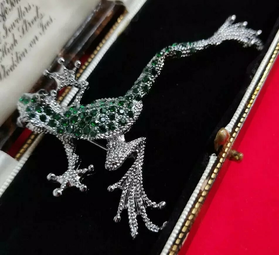Frog Brooch Shawl Pin Pendant Vintage Style Green Crystal Jewellery