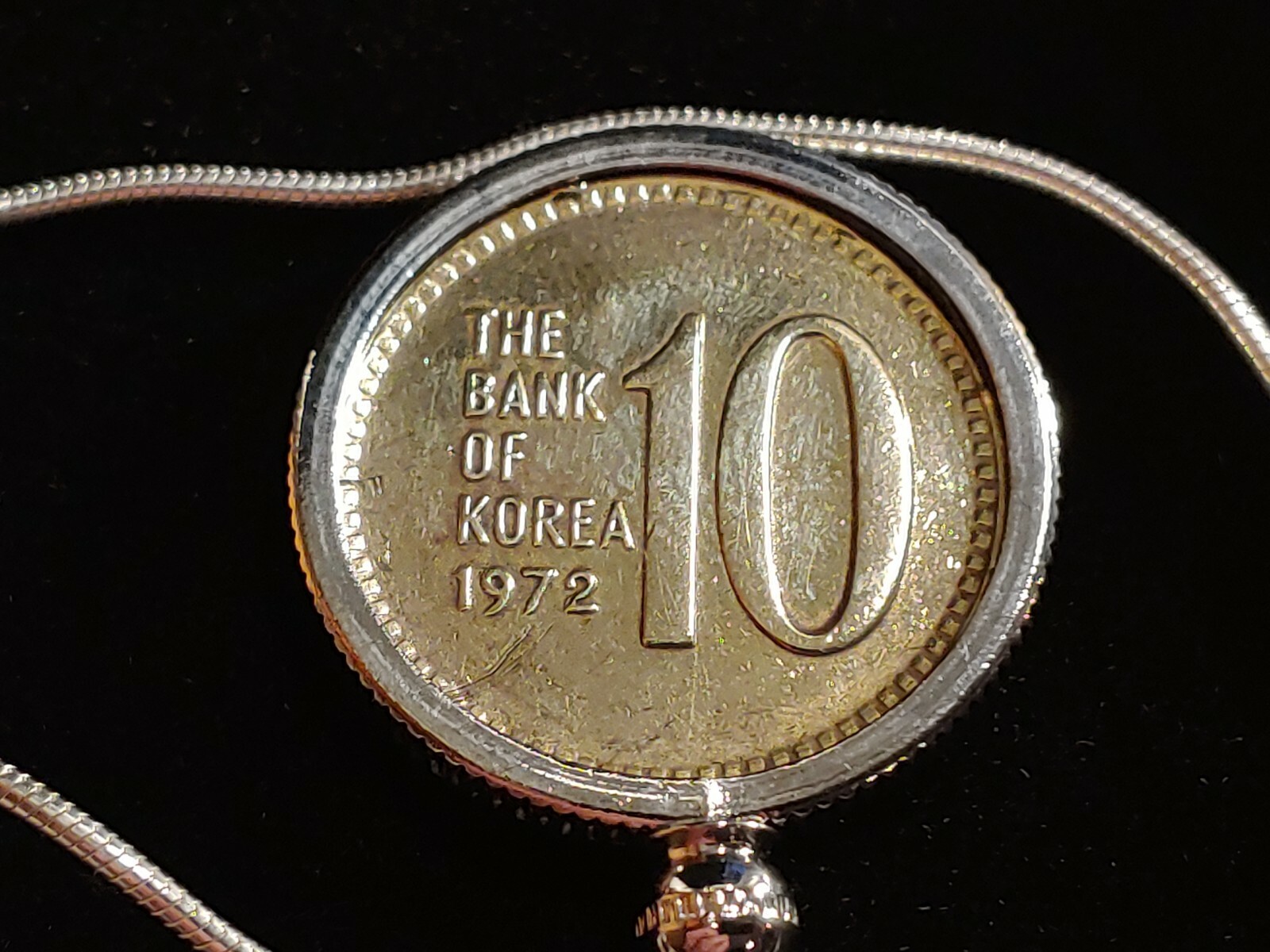 1972 South Korean Rare Coin Pendant on an 18″ Italian Silver Snake Chain 24mm