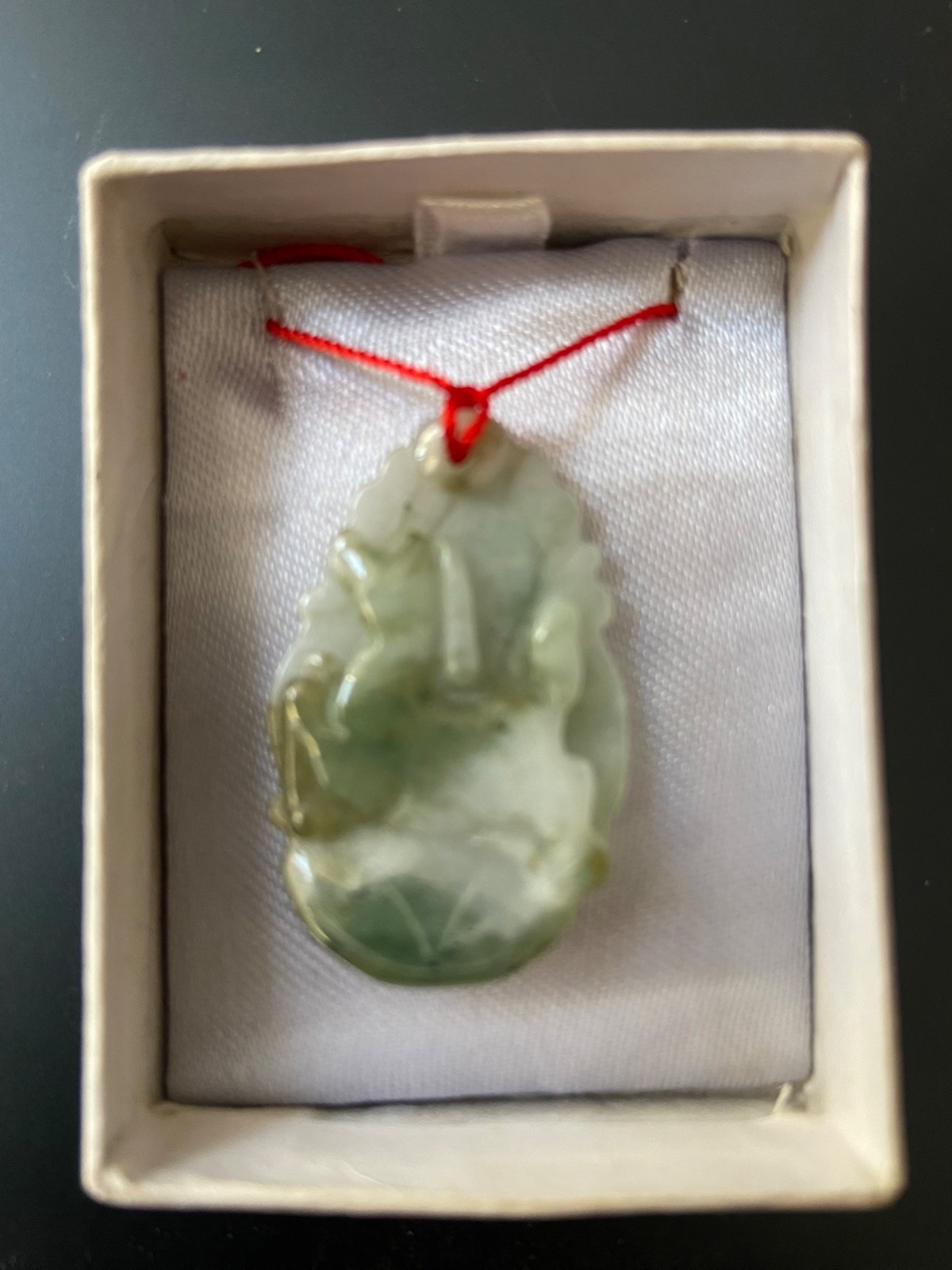 Hand Carved Green Jade Donkey Necklace Pendant 3.5cm x 2cm On Cord 963e