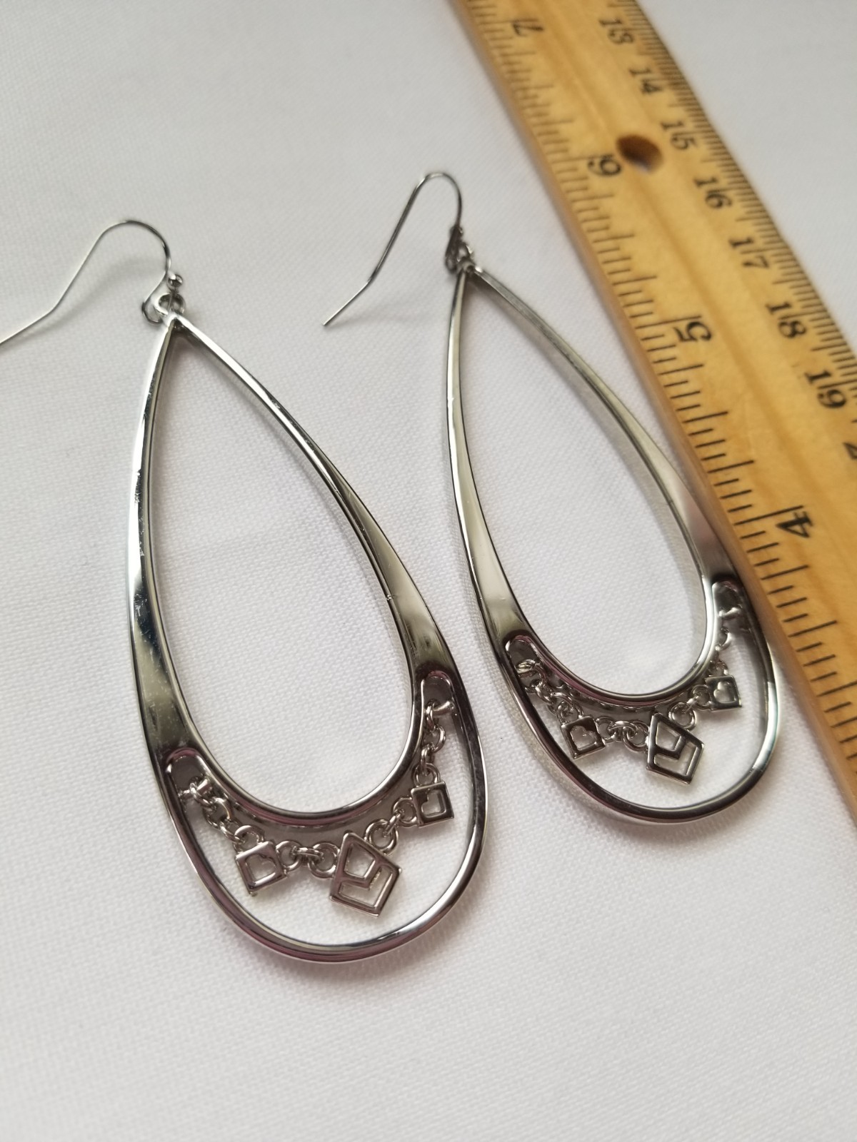 Jessica Simpson Long Teardrop Silver Earrings with Chevron Geometric Chain