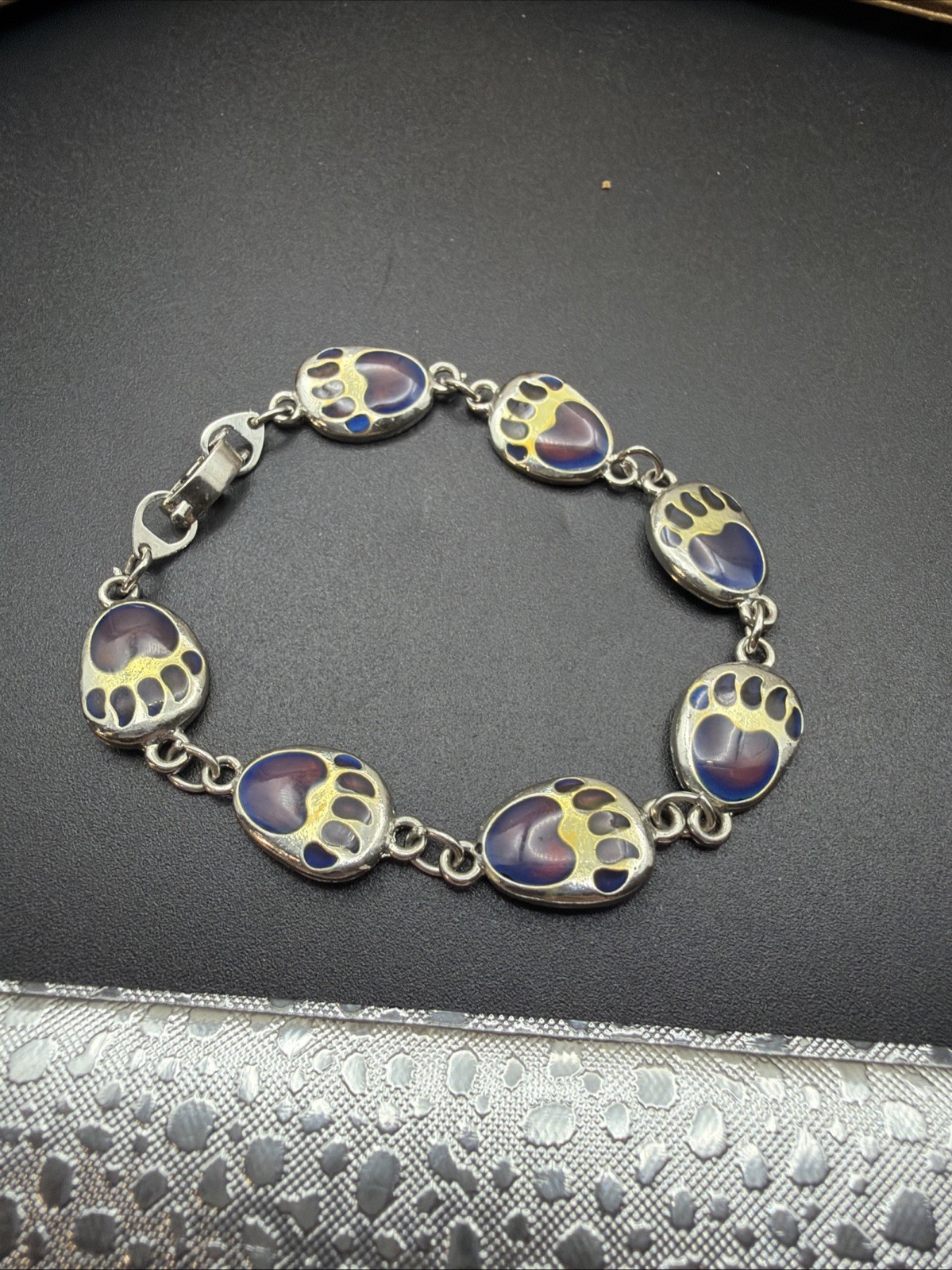 724. Bear Paw Silver Tone Enamel Silver Tone Bracelet Changes Color With Heat