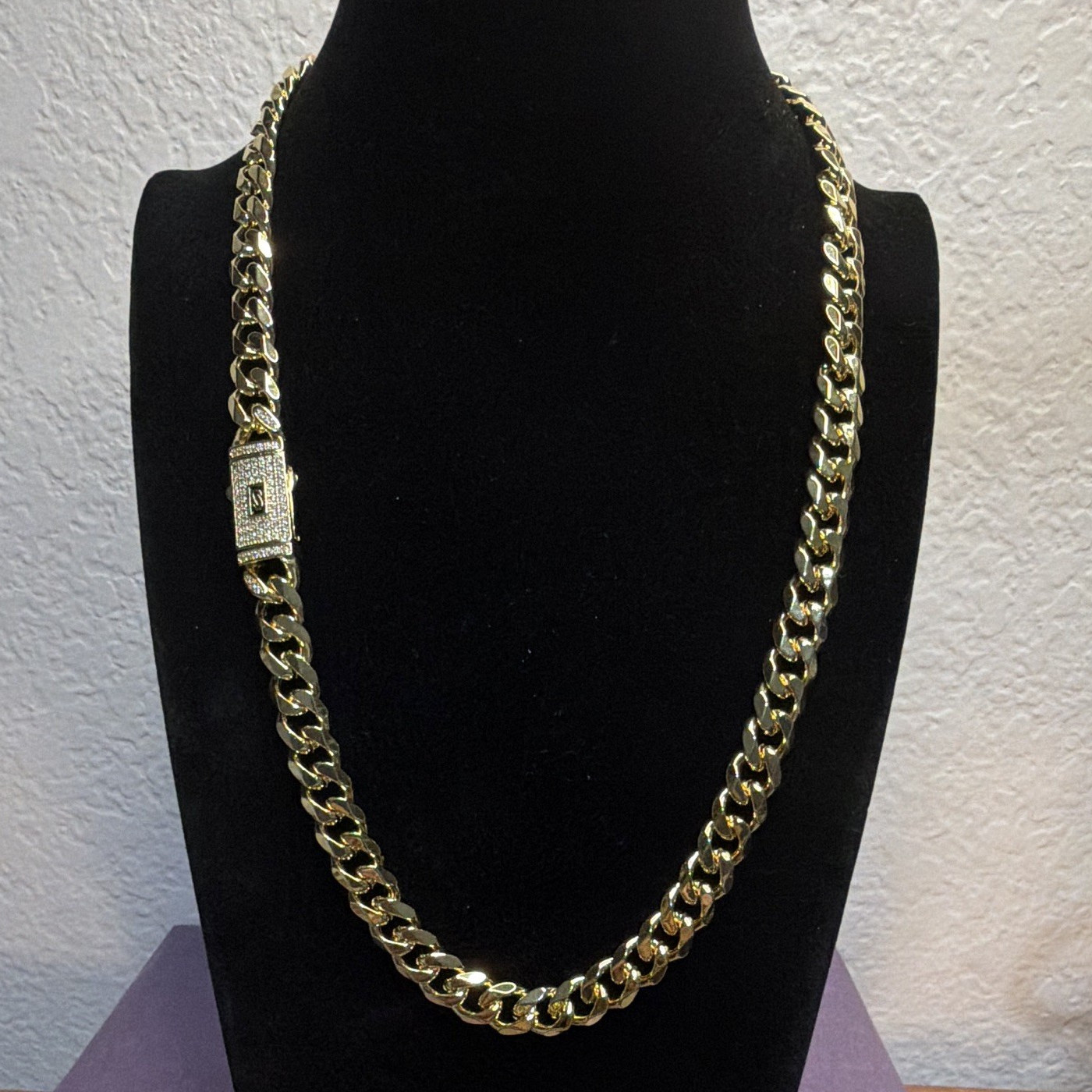 Gold Tone Cuban Link Chain Necklace, Metal Chain, Box Clasp Closure