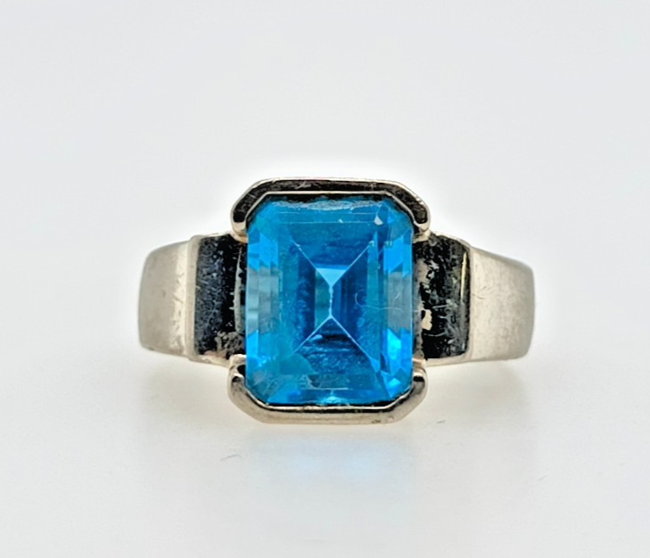 Sterling Silver Blue Topaz Ring for Women and Men Size 6.5