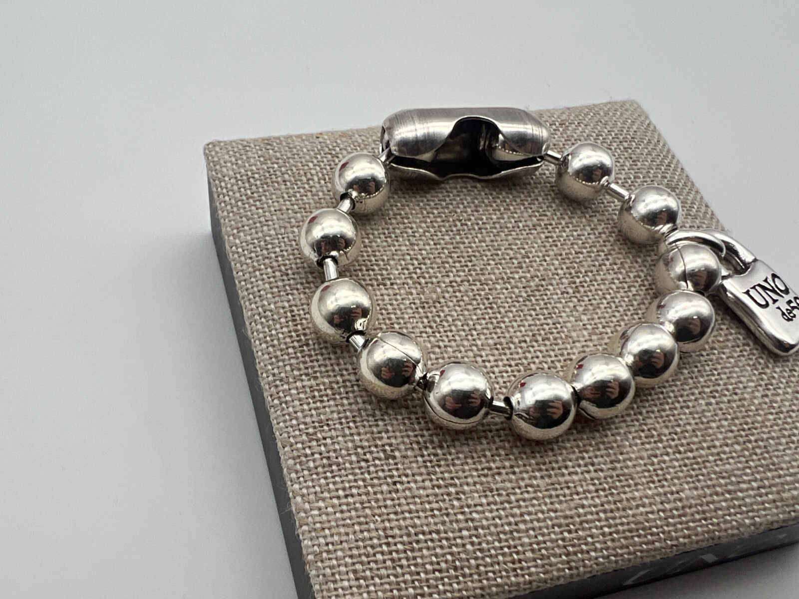 NEW Uno de 50 SNOWFLAKE Bracelet Sterling Silver Plated Beads Size Medium