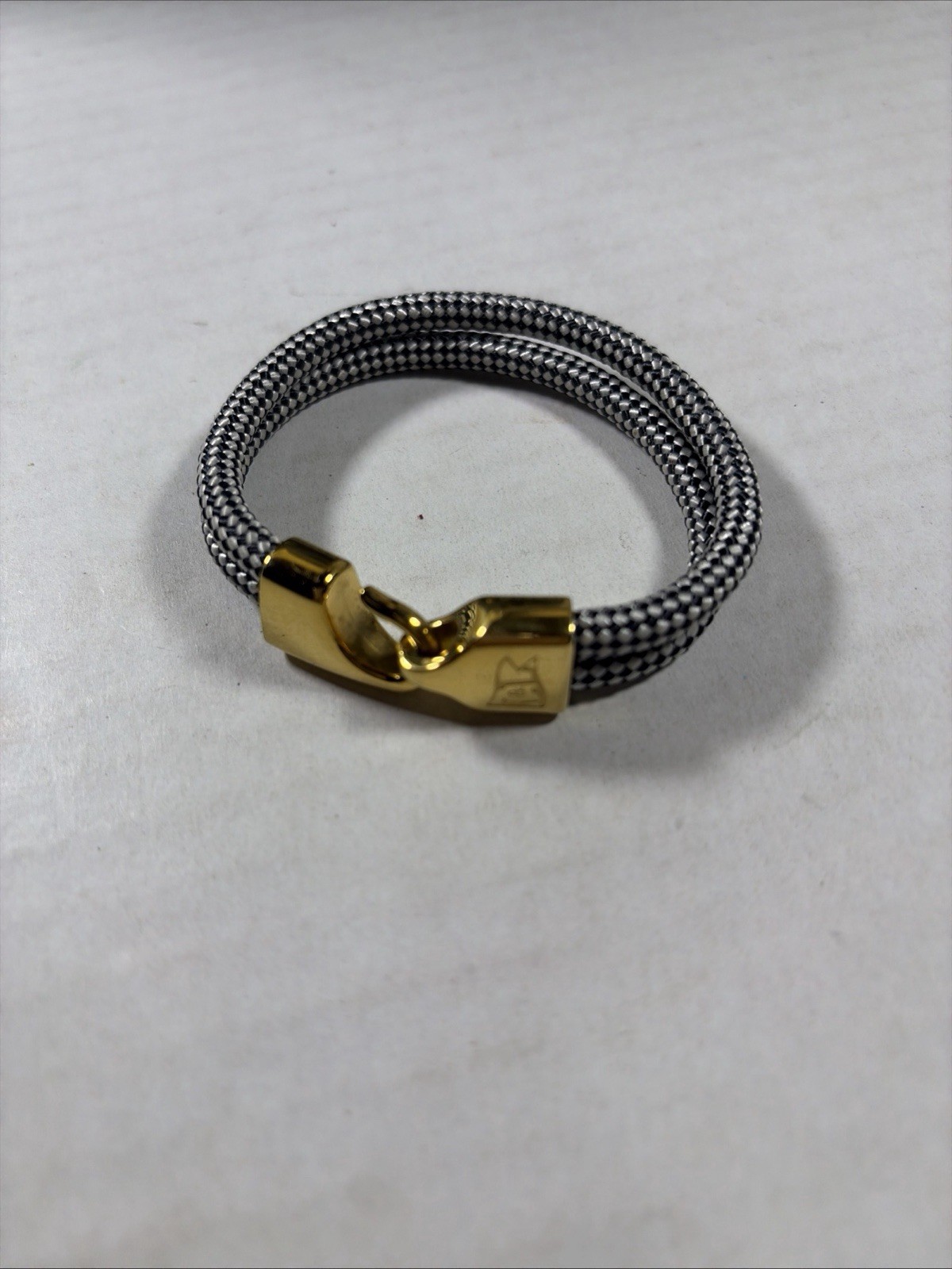 Nantucket Navy Bracelet Gold Pleated Hook Navy + White Checkard Pattern