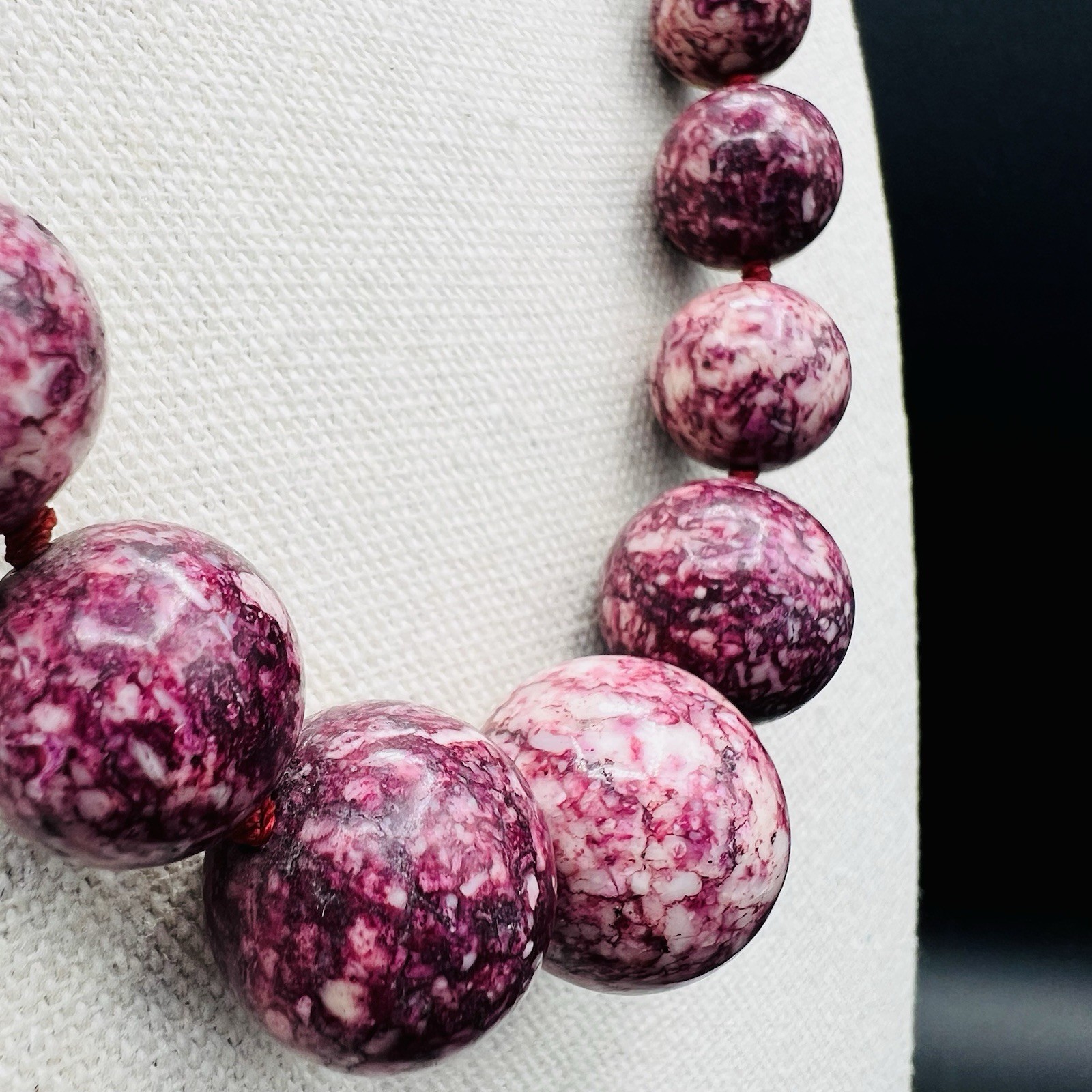 Vintage Chunky Raspberry Jasper Stone Necklace Graduated Beads 24” Statement