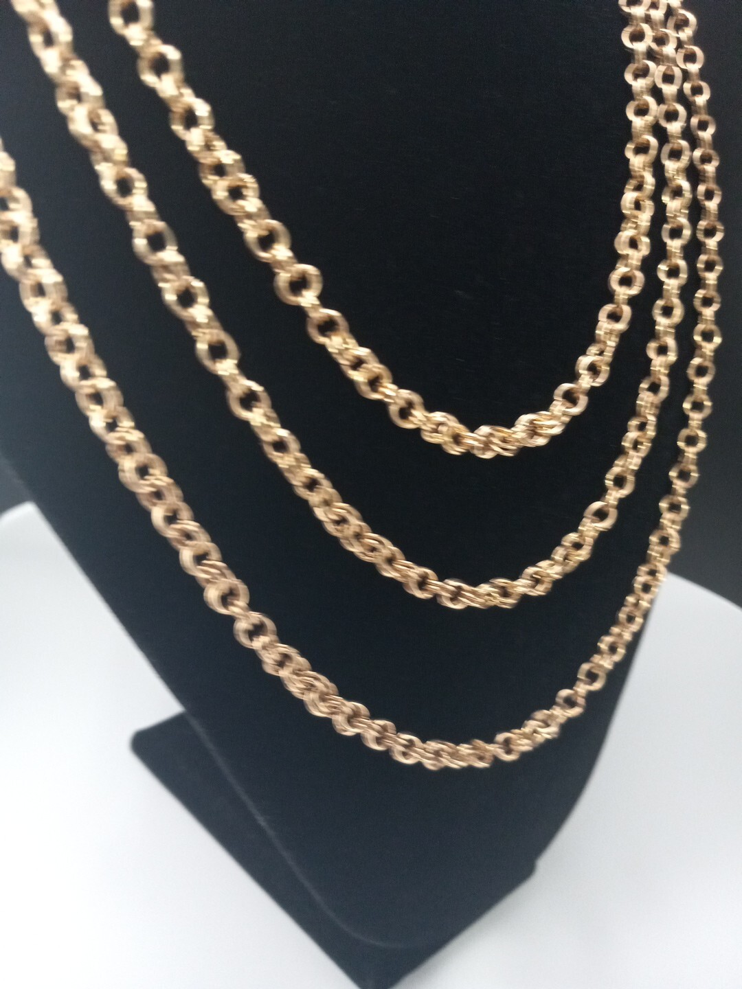 NY Gold Tone 3 Layered Rolo Chain Design 1/4 ” Wide 17″ Fashion Necklace