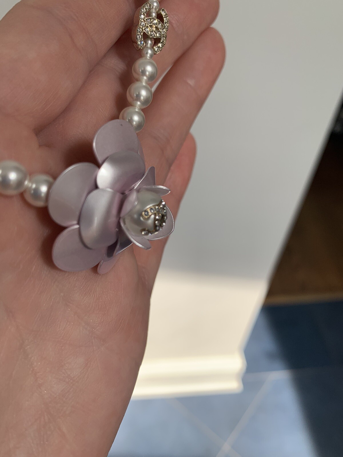 Chanel Runway 23C Pearl Flower Pink Choker Necklace New/ receipt Cruise 2023