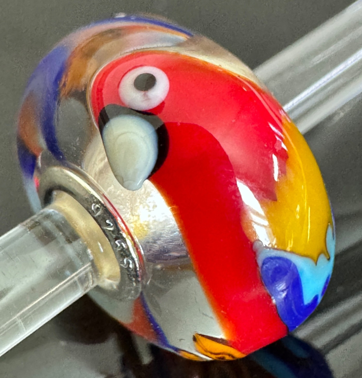 TROLLBEADS Colorful Red Macaw Unique LAA 925S NEW!