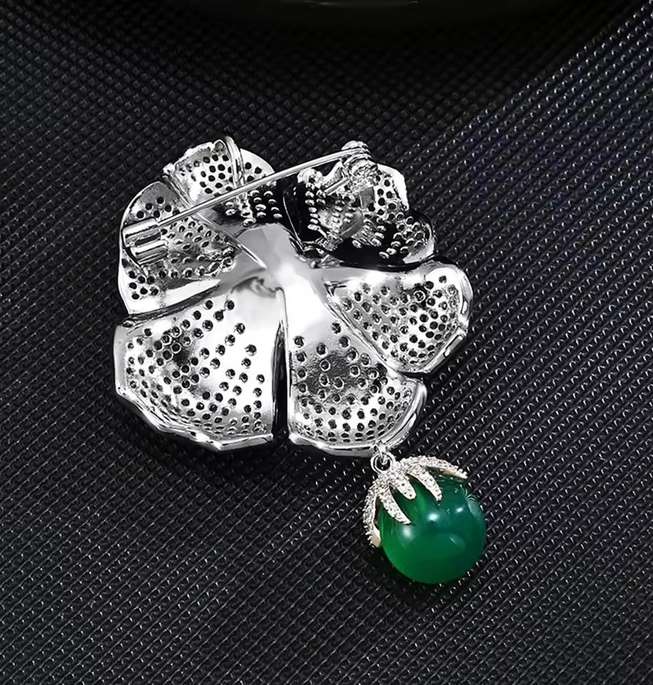 ZARD Green Aventurine Drop Flower Brooch Platinum Silver