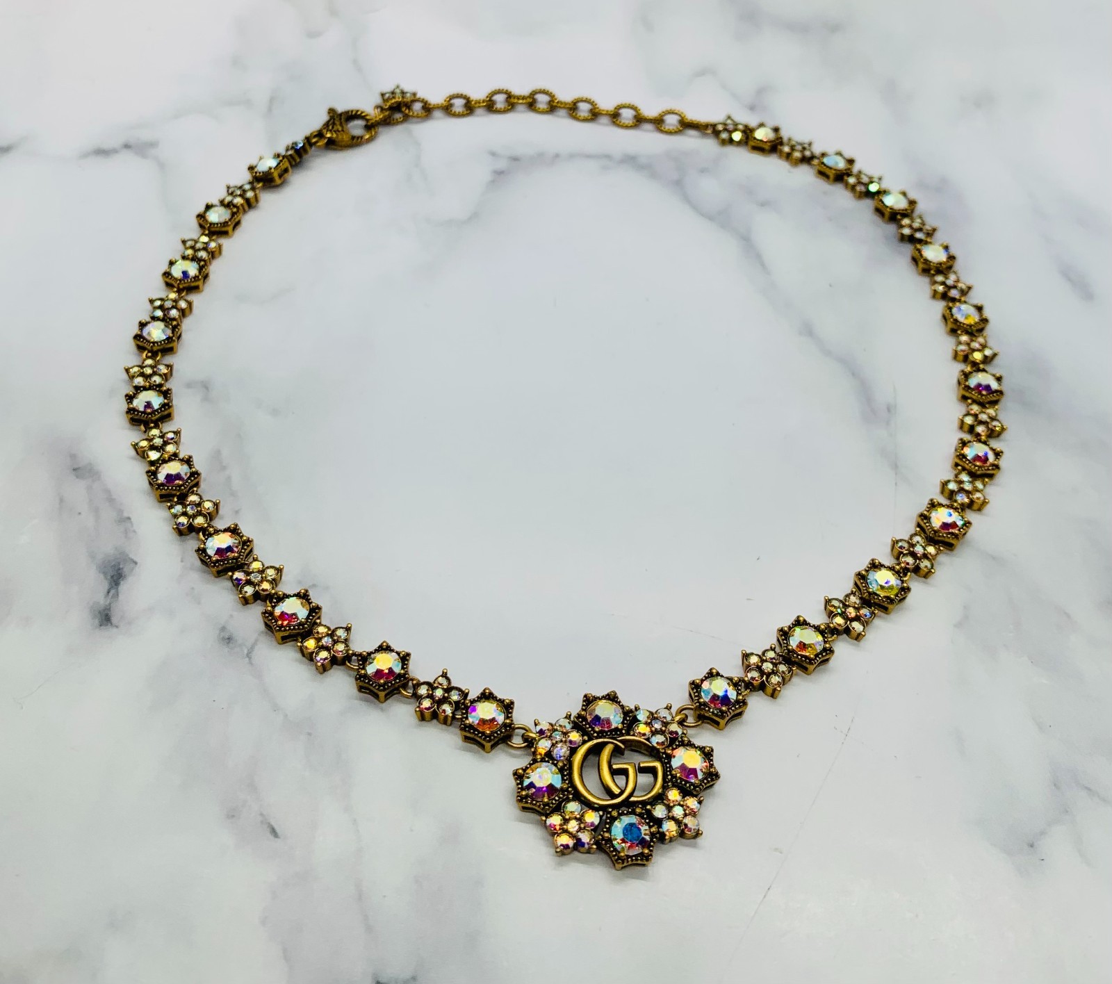 GUCCI GG Iridescent Rhinestone Necklace – Pre owned / ME6213