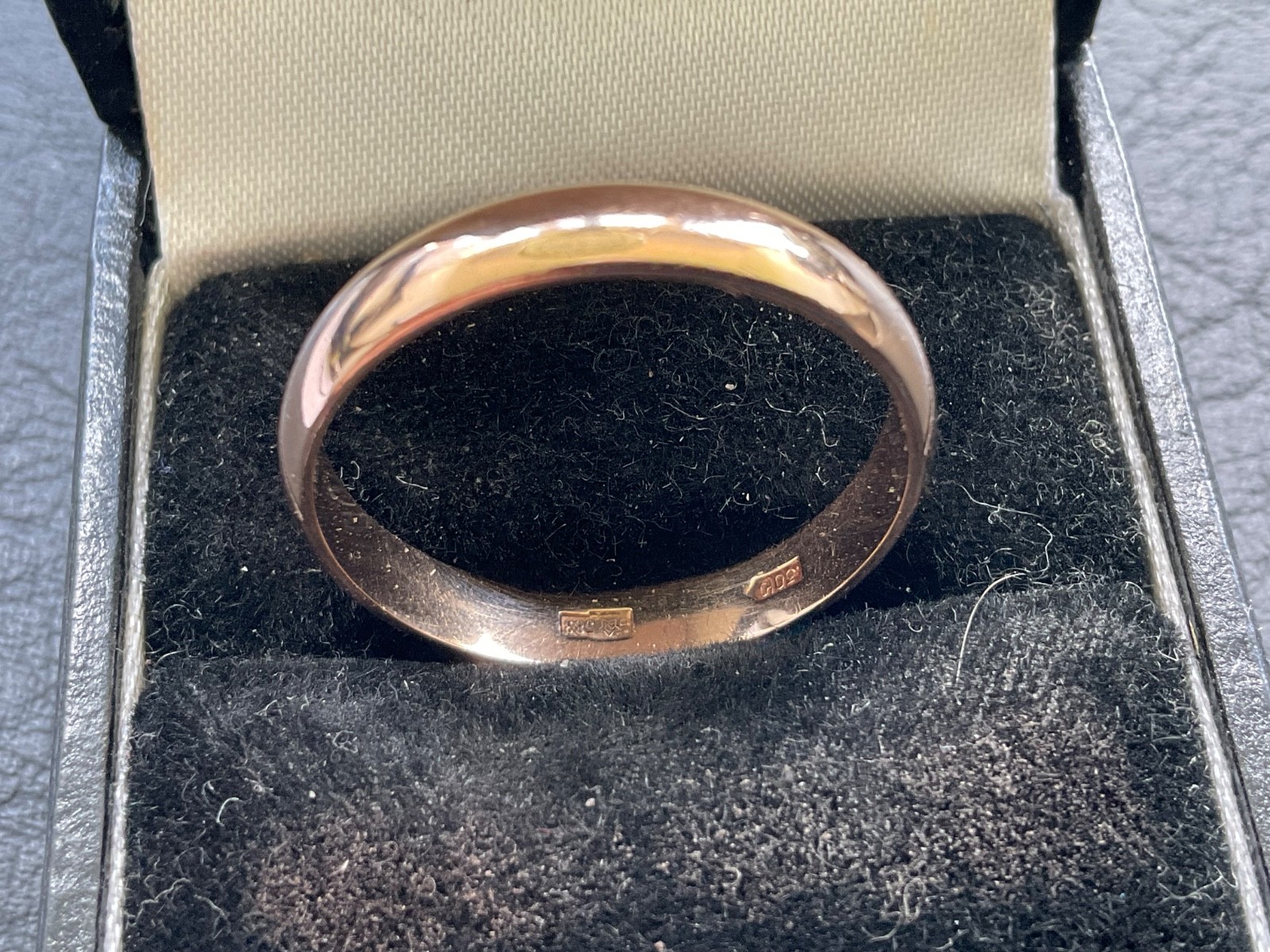 Vintage USSR 14ct 583 Rose Gold wedding ring size X1/2 weight 4.3 grams v.g.c.