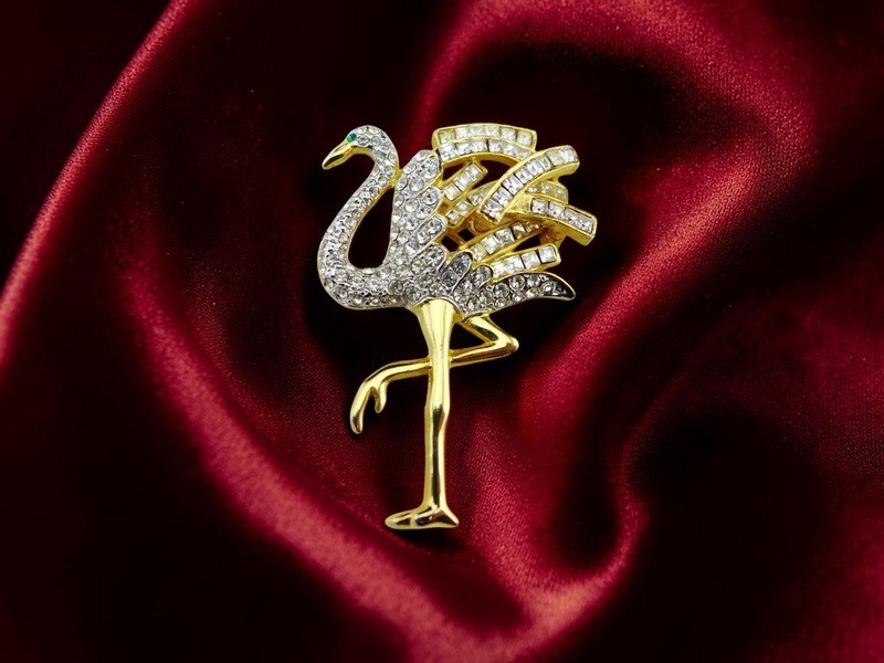 Kenneth Jay Lane KJL Duchess of Windsor Treasures Cartier Repro Flamingo Pin