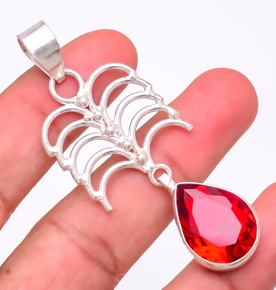 Mozambique Garnet Gemstone 925 Silver Plated Jewelry Pendant 2.6″ W2490