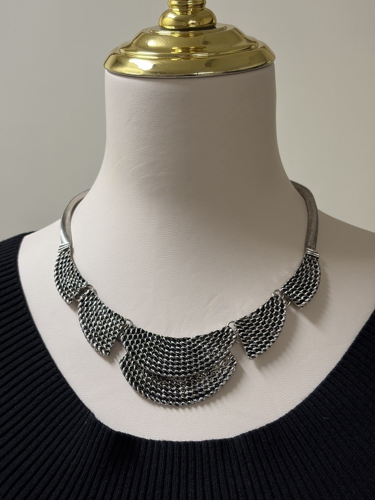 Silver Tone Metal Statement Bib Necklace Lot, Fashion & Costume Theme