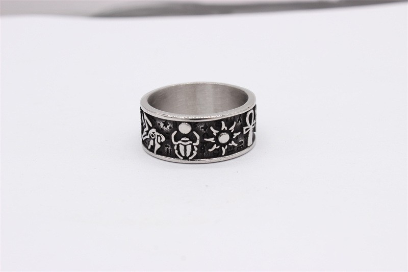 Model R1519 European & American Anubis Cross Ring