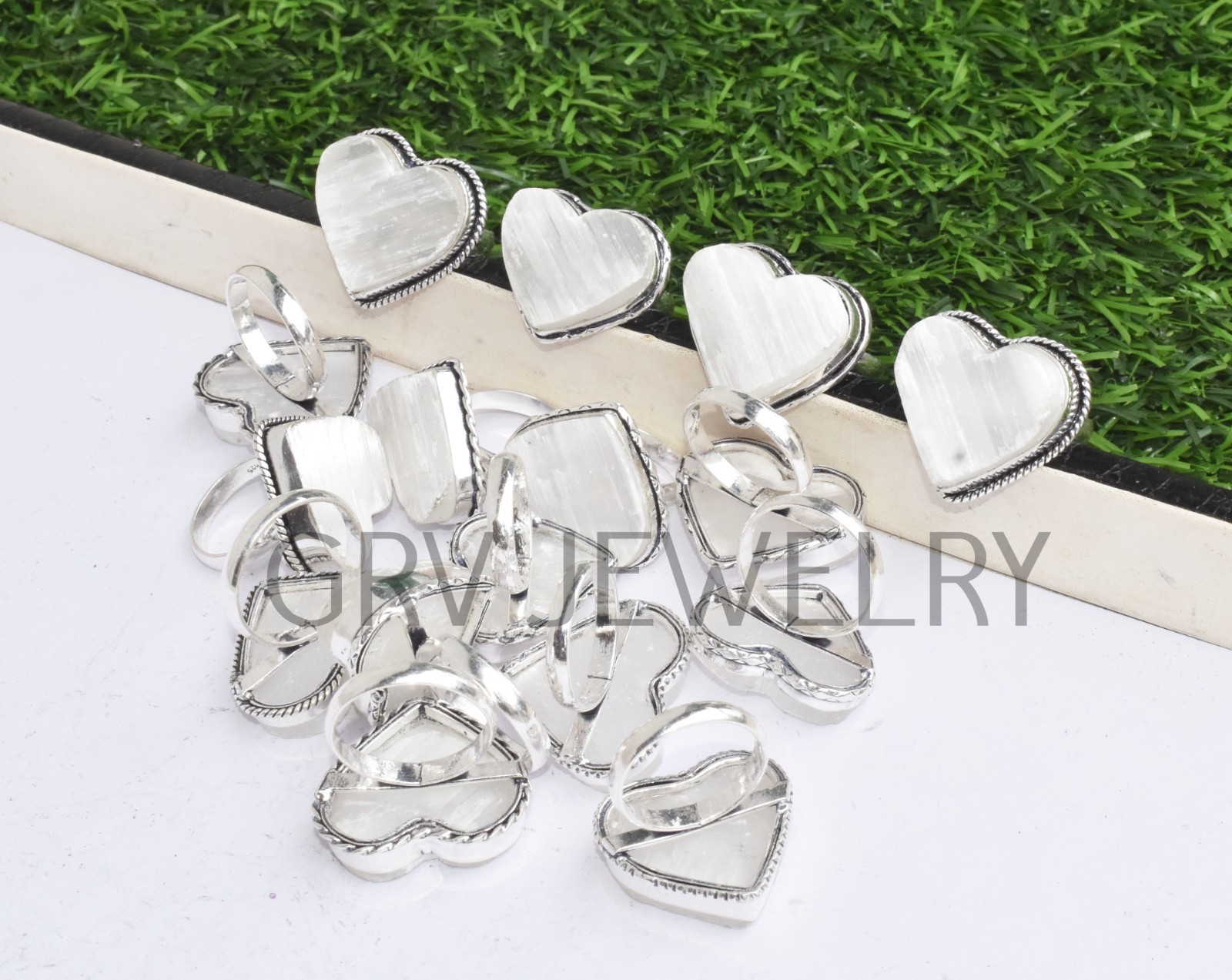 1-500 Pcs Selenite In Wholesale Stone Heart Rings Lot Bulk: Silver Plated Whr-72