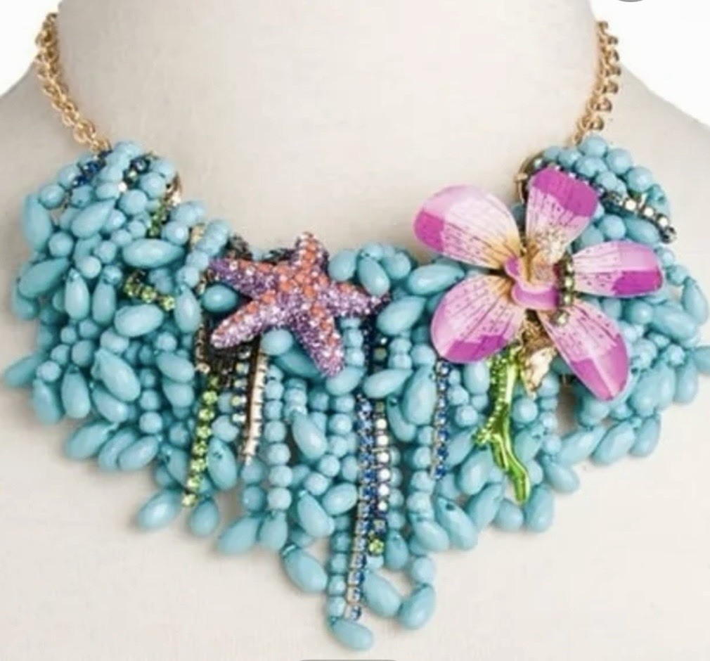 BETSEY JOHNSON MERMAID JEWELS SEALIFE STATEMENT NECKLACE – NWT