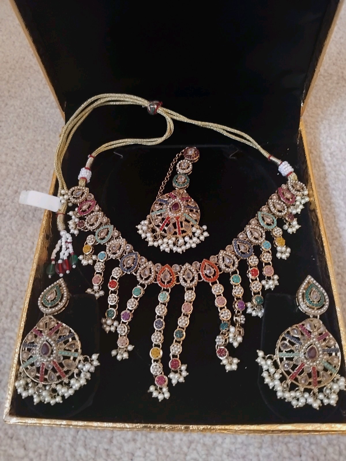 Stone Studded Navratan Necklce Set for Women Including Head Accessory for Party