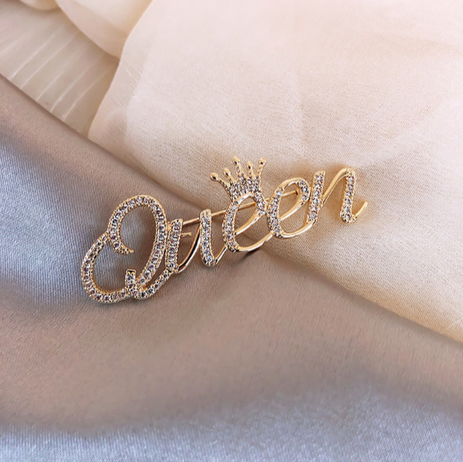 Women Cute queen Brooch Gold Plated Pin Cubic Zirconia size 1.18×0.98in