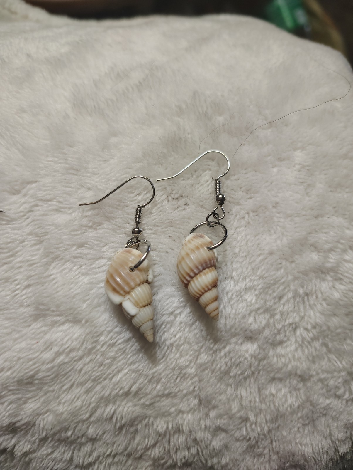 Natural Shell Cone Dangle Drop Hook Earrings White Brown Beach Theme