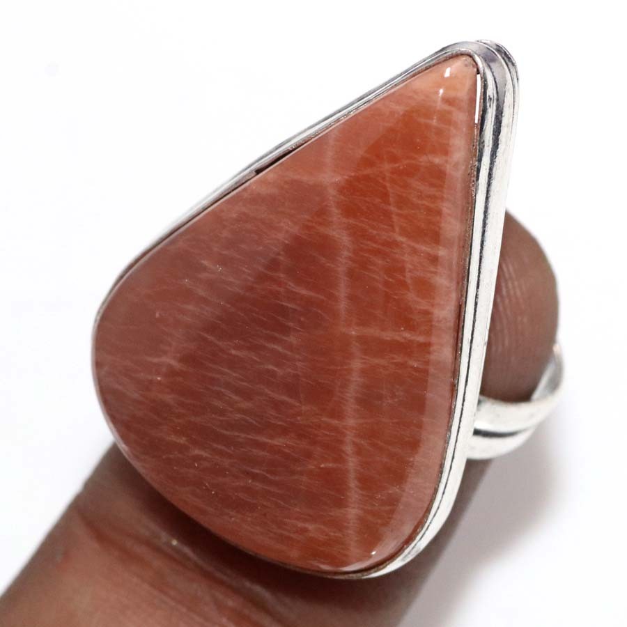 925 Silver Plated Sri-Lankan Moonstone Ring US 7.5 Fashion Forwarded Jewelry JW