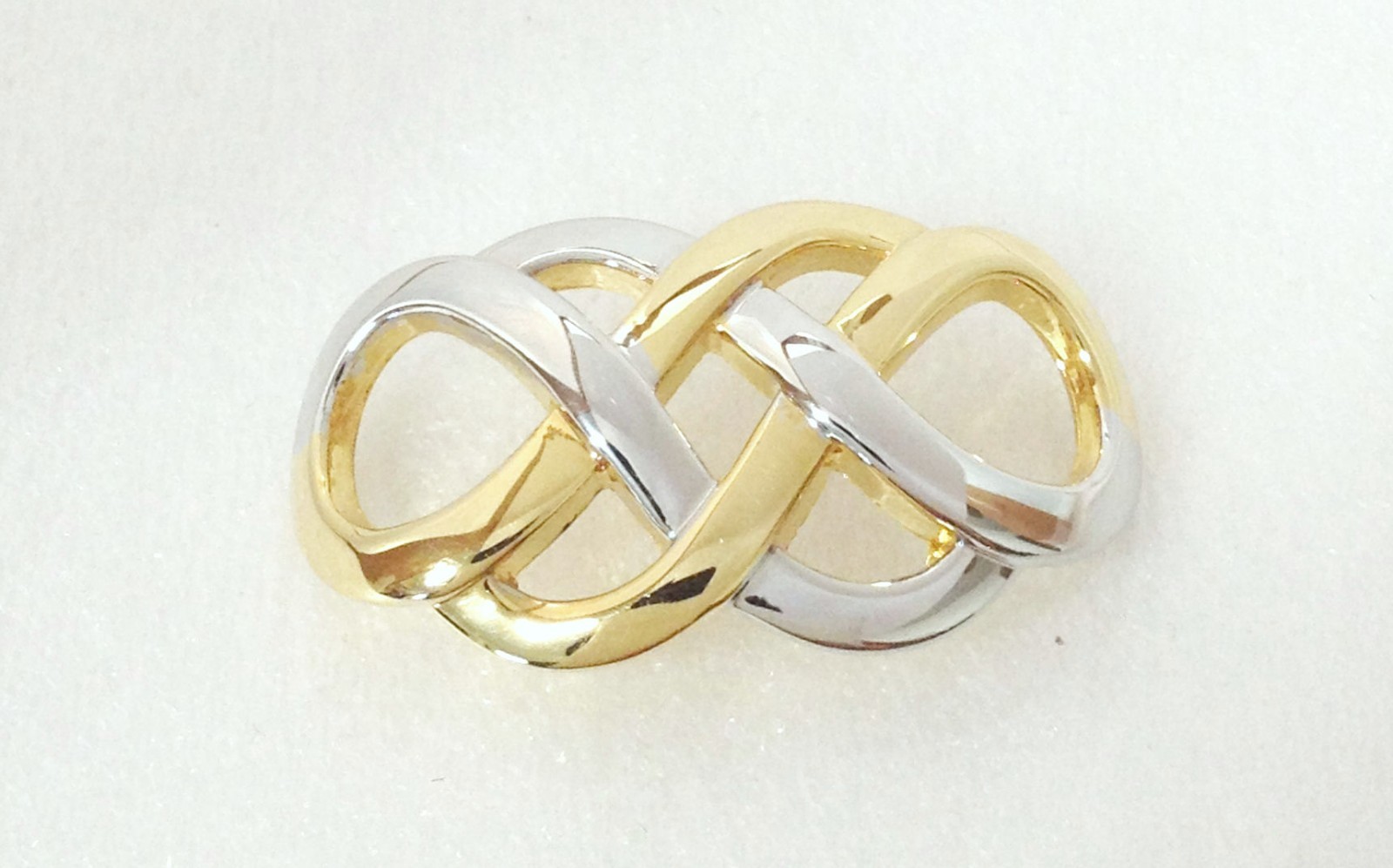 Lia Sophia OVERLAP Slide Two Tone Over-Under Ribbons