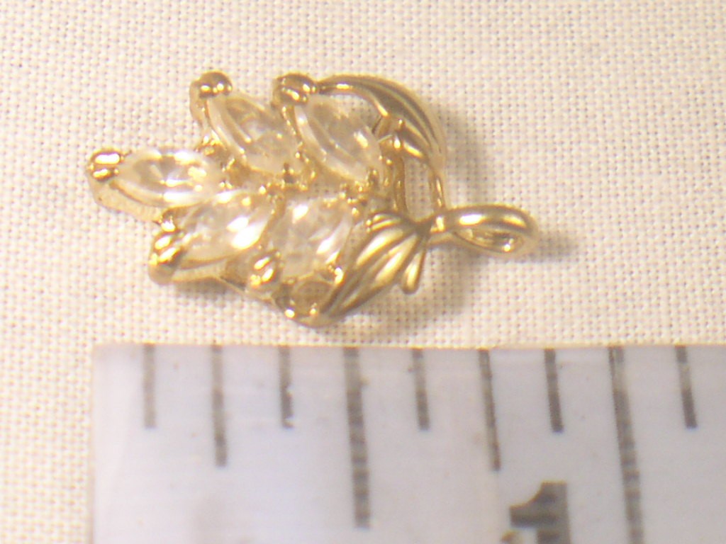 10…Pcs….LOT..PENDANTS DESIGNER VINTAGE WITH SWAROVSKI CRYSTALS 208W-85