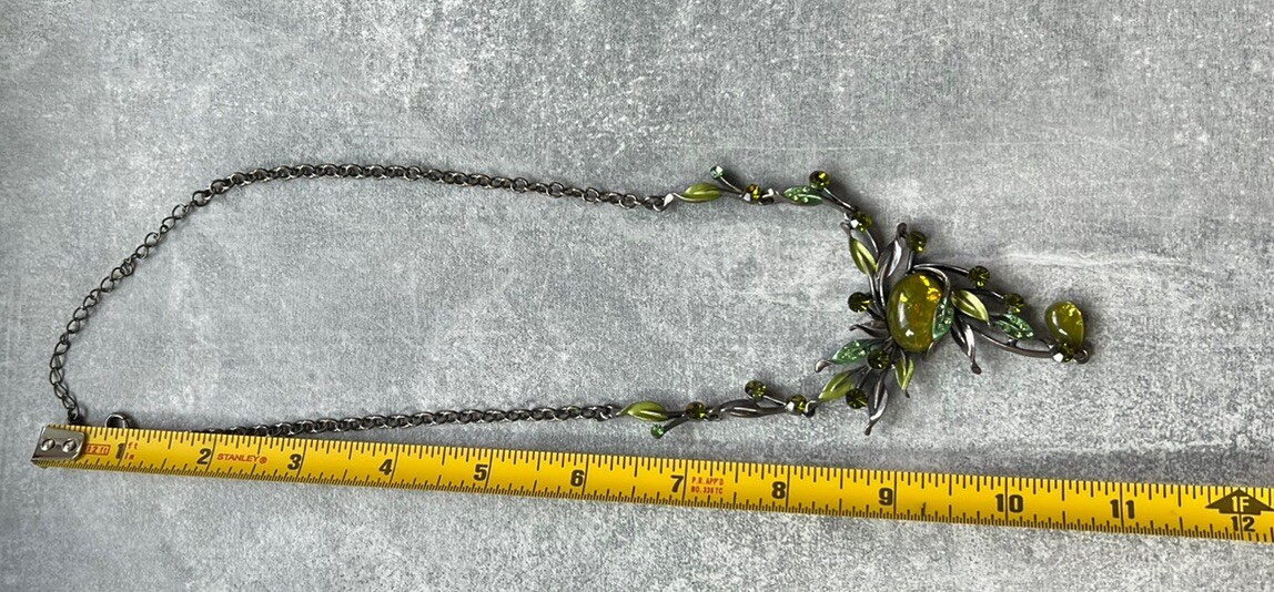 Iridescent Foiled Green Faux Opal & Rhinestones Necklace & Earrings Set Stunning