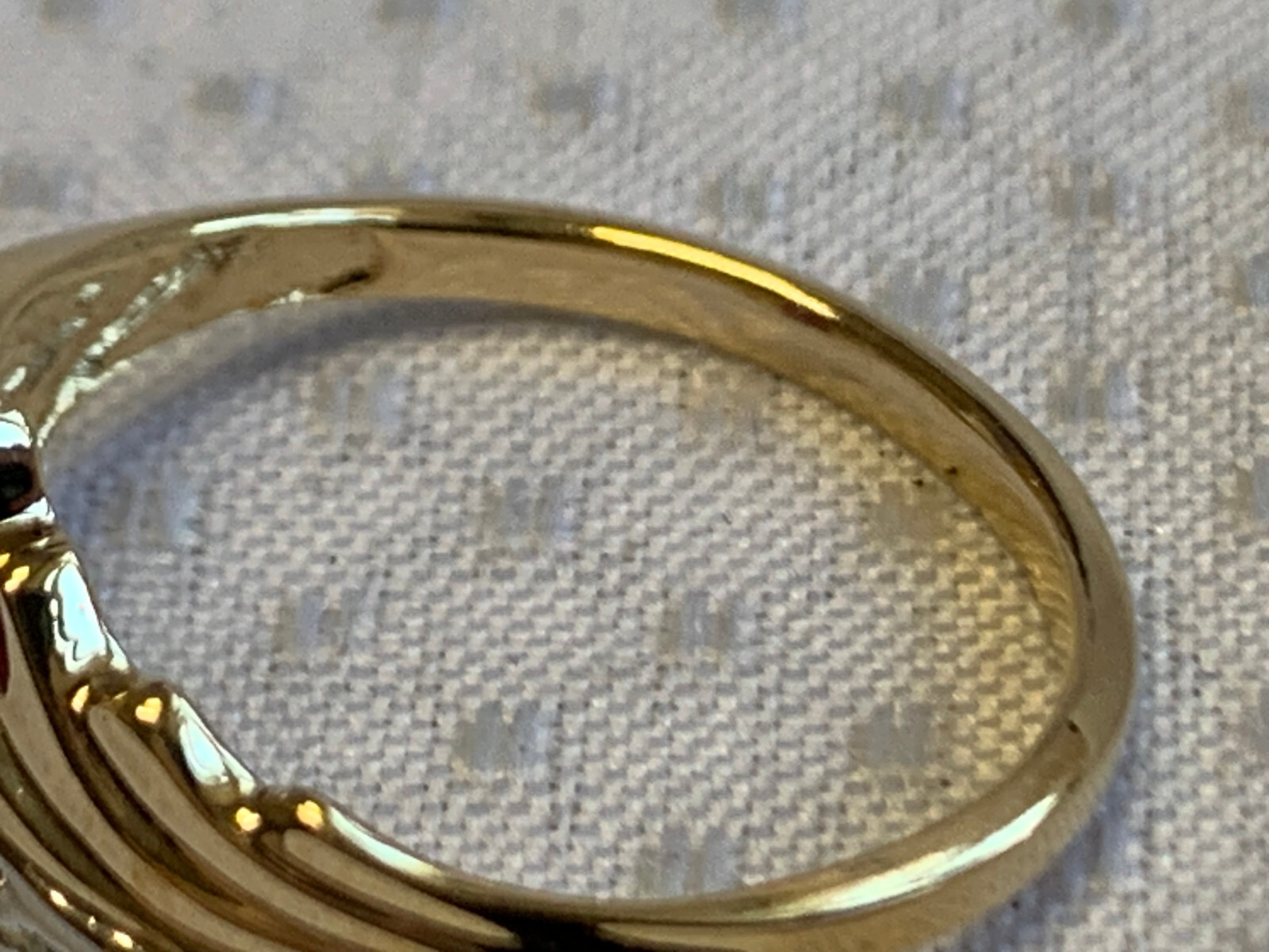 10K Yellow Gold Ring 1.62g Fine Jewelry Size 7 Band Ruby & Clear Color *READ*