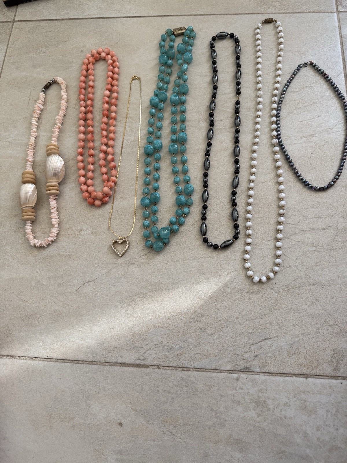 Vintage Style Costume Necklaces For All Occasions.