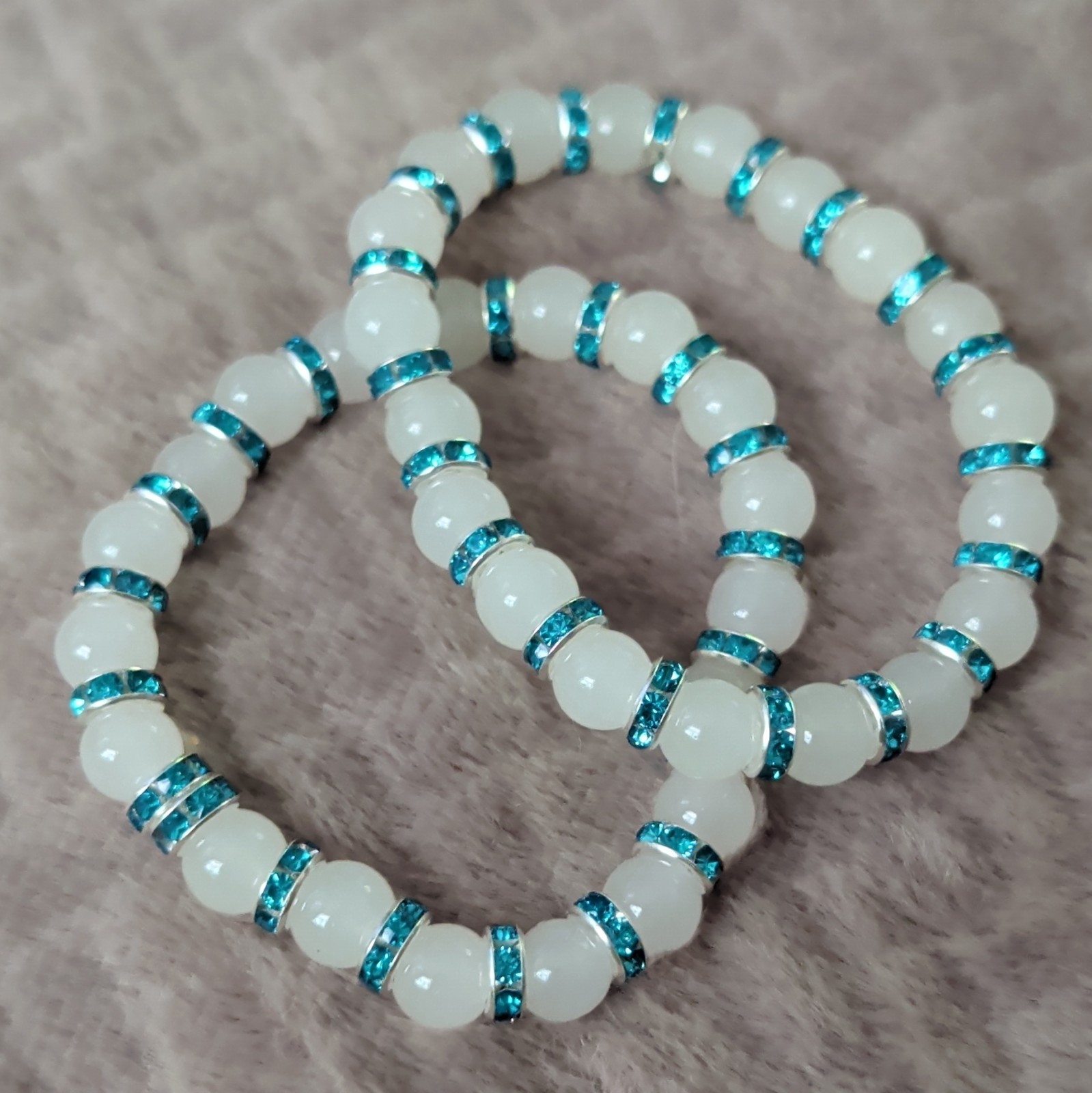 White Beaded Stretch Stackable Bracelets w/ Blue Spacer Rings Round Set of 2