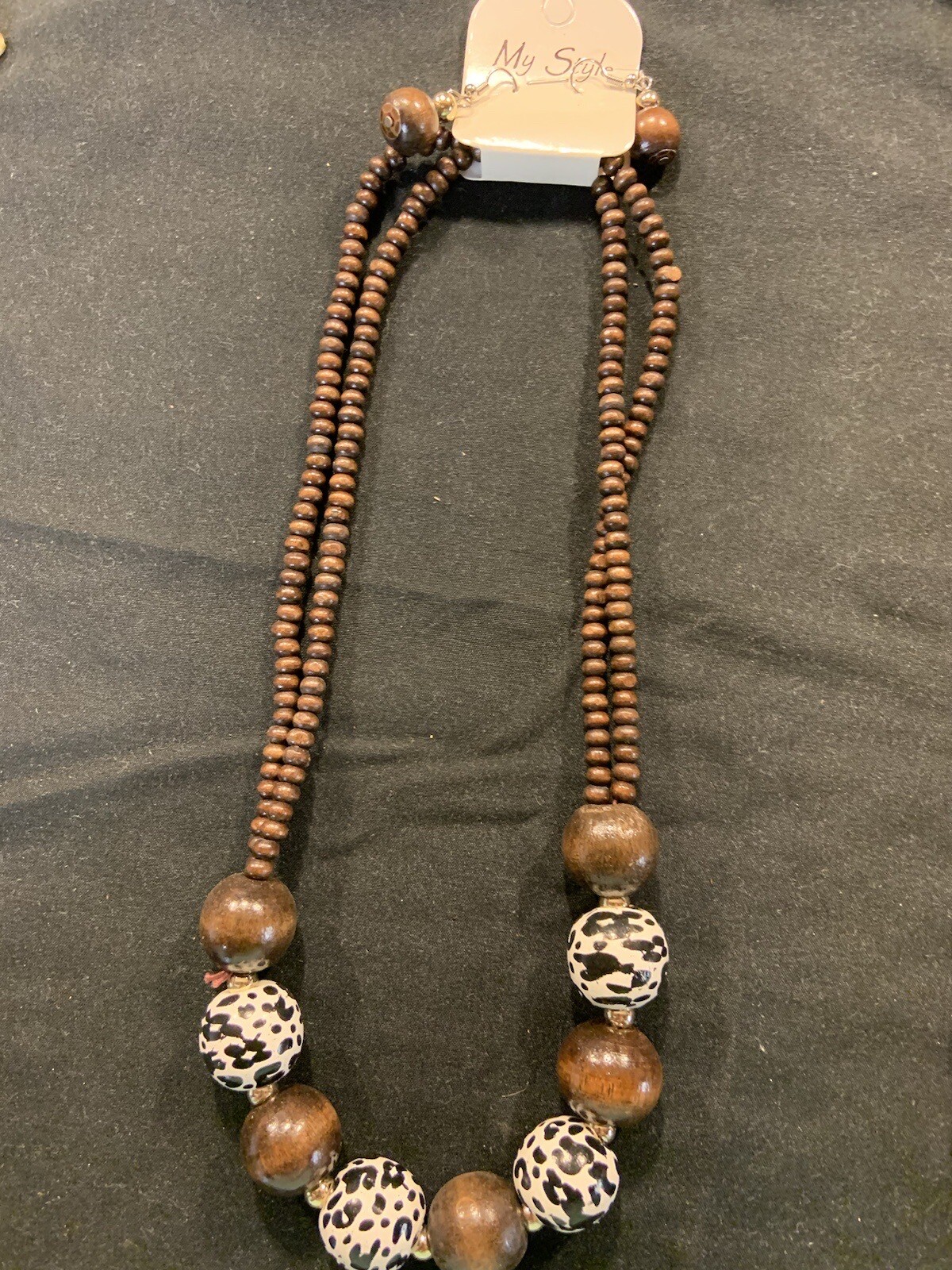 NWT Fashion Animal Print Elastic Wood Beaded Necklace Choice Of Brown Or Black