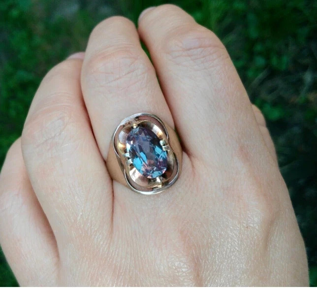 Natural Certifed alexandrite ring, 925 Sterling Silver Ring, Color Change Stone