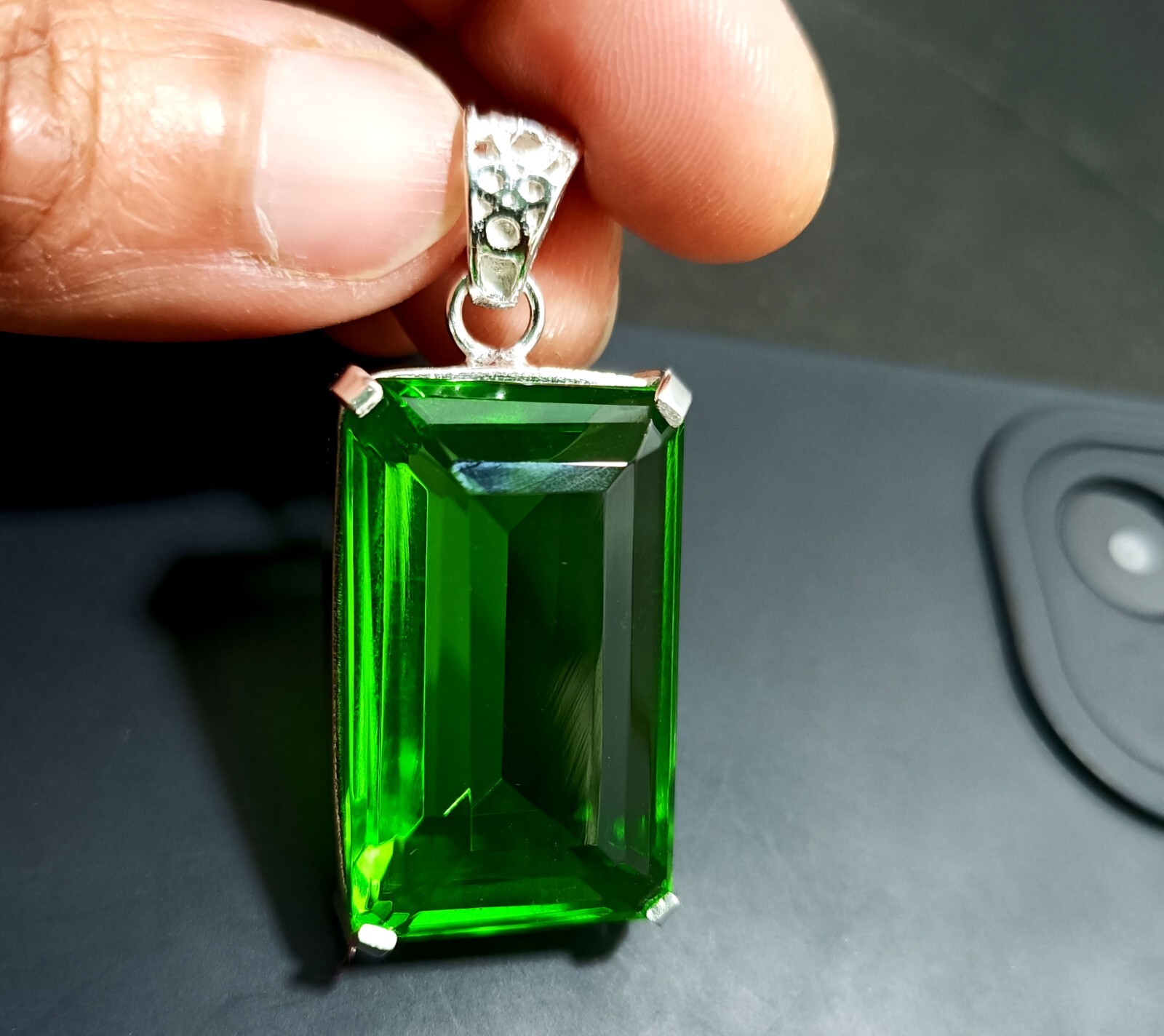Certified Natural 71.45 Ct Brazilian Emerald Green Topaz Pendant Loose Gemstone