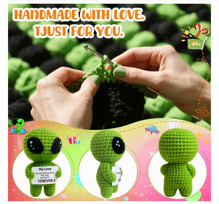 Handmade Crochet Alien Plush with Romantic Card – Perfect Gift for Loved Ones