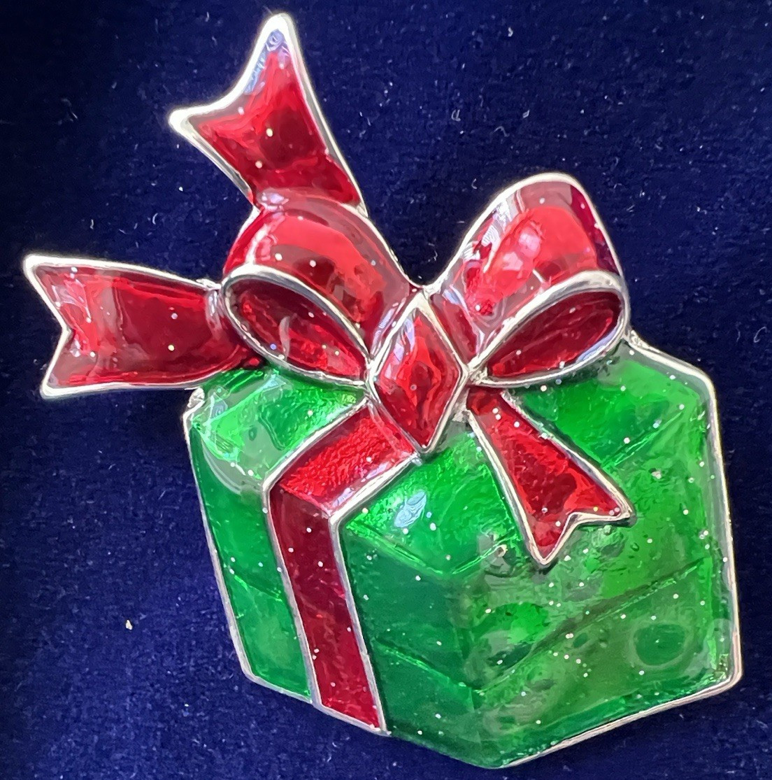 Christmas Gift Box Brooch Pin Green Red Enamel Metal Silver Tone 2 in