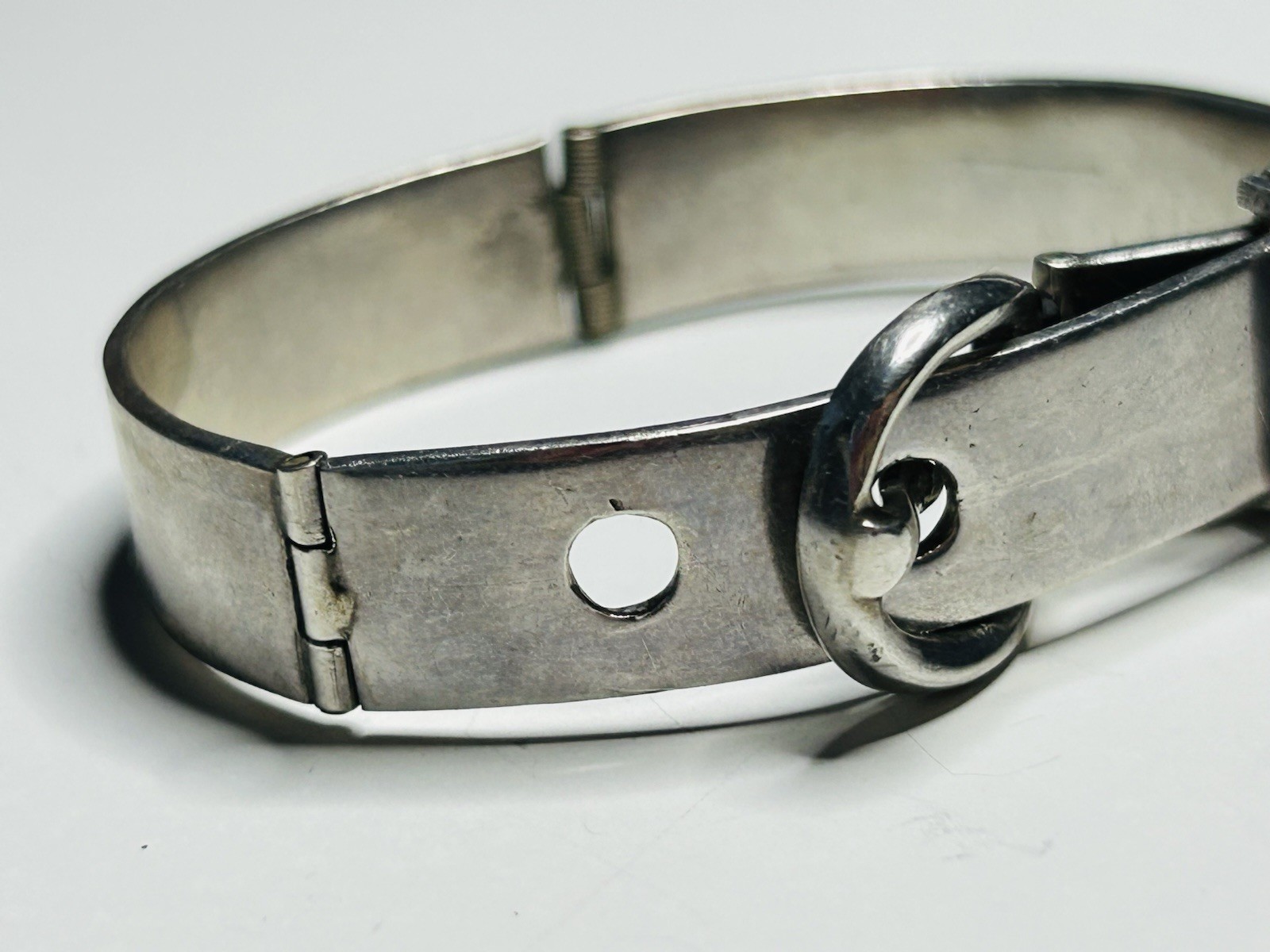 Vtg 925 BELT BUCKLE Bracelet 36Gram Hinged