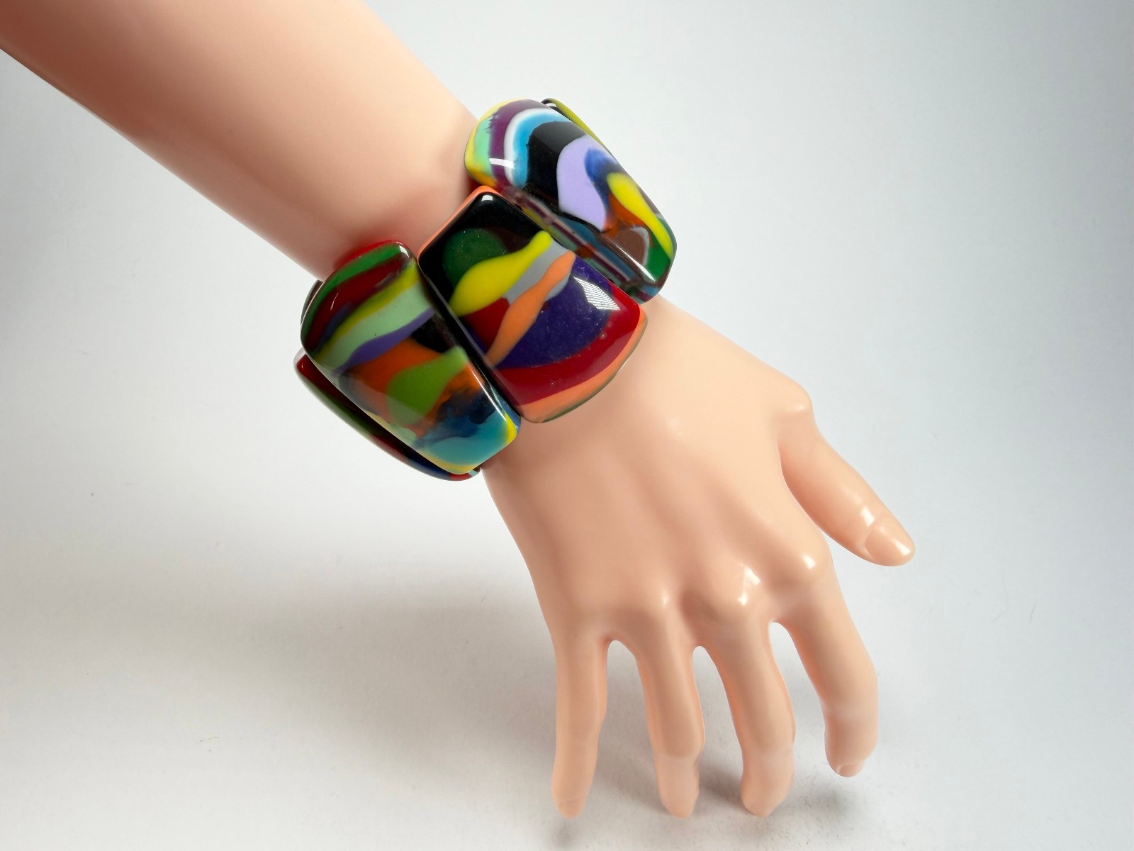 Sobral – Multi-Colour “Rimla” K Elasticated Resin Bracelet ( 004498 )