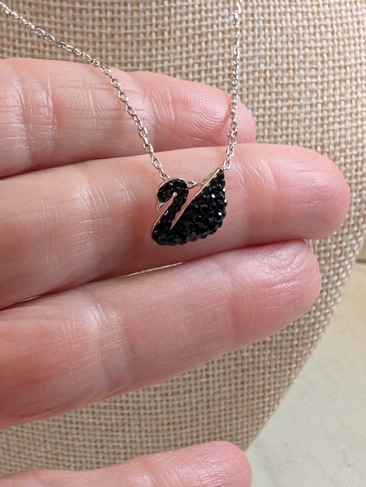 Swarovski Swan Pendant Black, Rhodium Plated. Silver Chain NiB Msrp $139