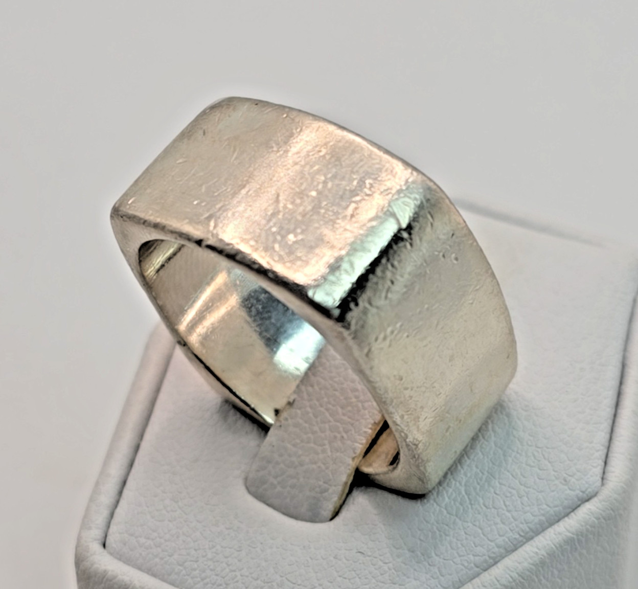 STUNNING .925 Vintage Sterling Silver Square Estate Ring Size 10.75