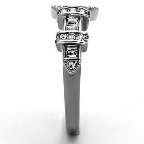 TK1334 – High polished (no plating) Stainless Steel Ring with Top Grade Crystal